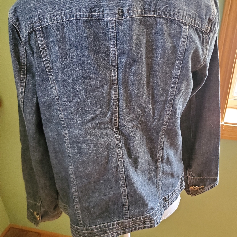 Christopher and Banks jean jacket. Small - Picture 3 of 7